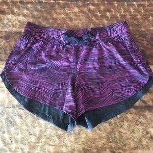 Lululemon reversible shorts!
